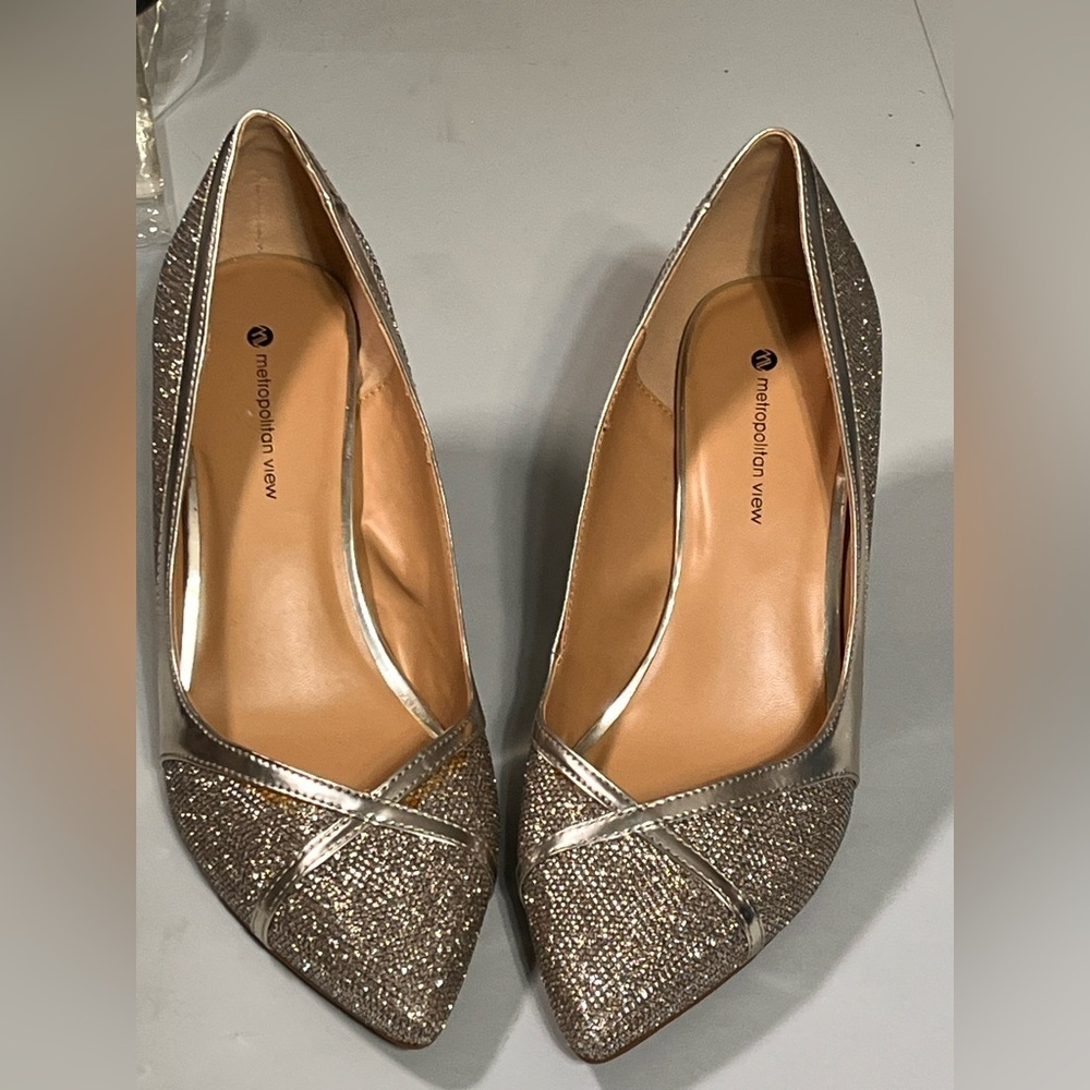 Metropolitan View Silvery High Heels Size 10